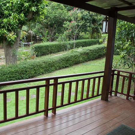 บ้านธานี Choeng Mon Buitenkant foto