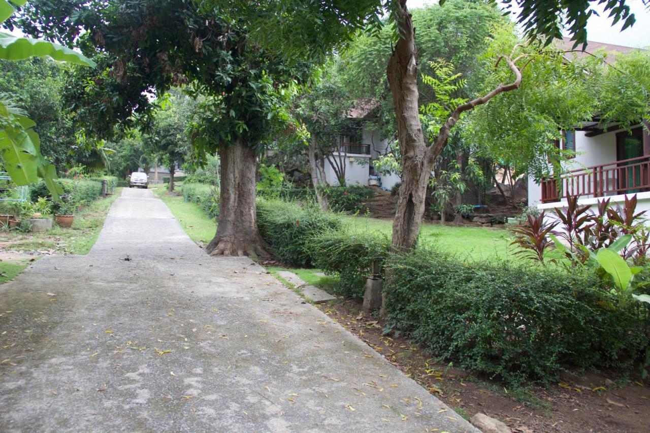 บ้านธานี Choeng Mon Buitenkant foto