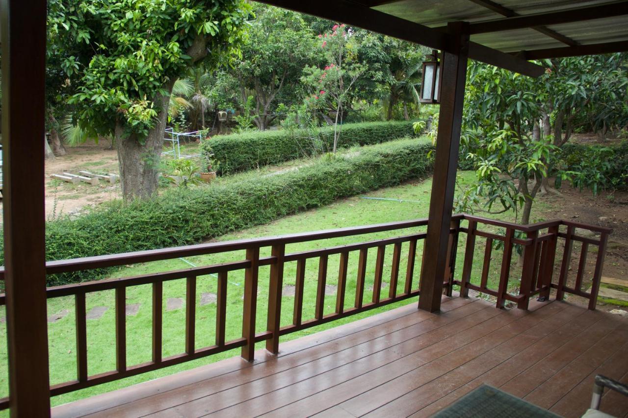 บ้านธานี Choeng Mon Buitenkant foto