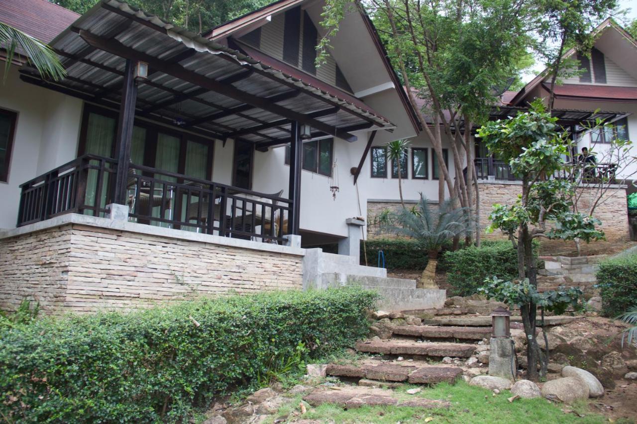 บ้านธานี Choeng Mon Buitenkant foto
