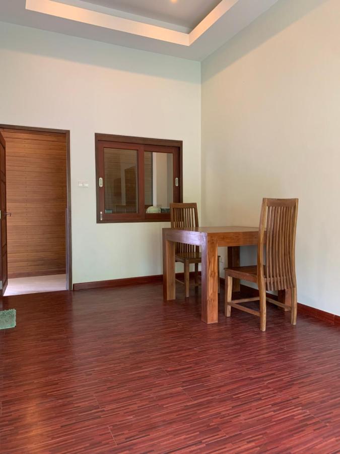 บ้านธานี Choeng Mon Buitenkant foto