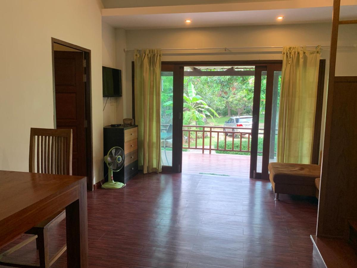 บ้านธานี Choeng Mon Buitenkant foto