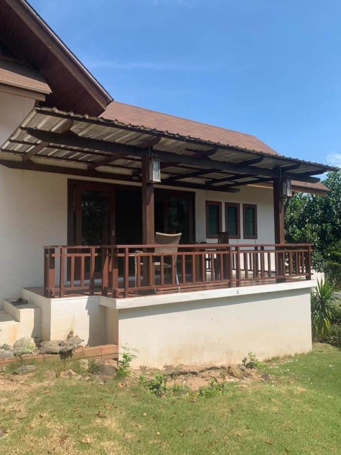 บ้านธานี Choeng Mon Buitenkant foto